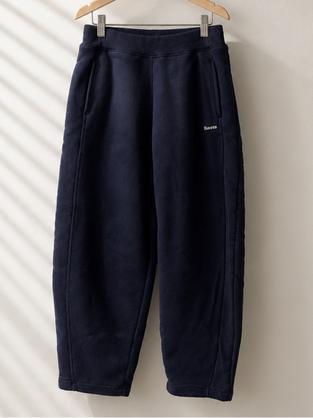 Roots Black Organic Cotton Sweatpants Size Medium Loungewear Comfy